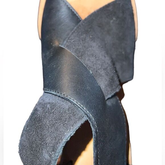 Vince Black Leather and Suede Heels Shoe Size 6 M - Picture 5 of 7